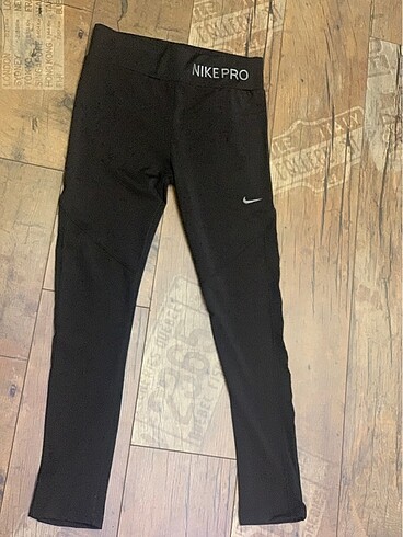 Nike tayt