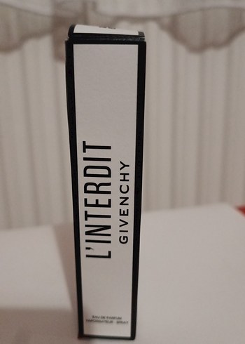 Beden Renk Givenchy L'Interdit Kadın Parfümü