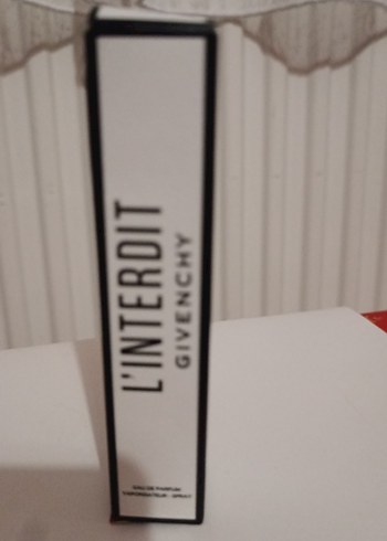 Beden Givenchy L'Interdit Kadın Parfümü