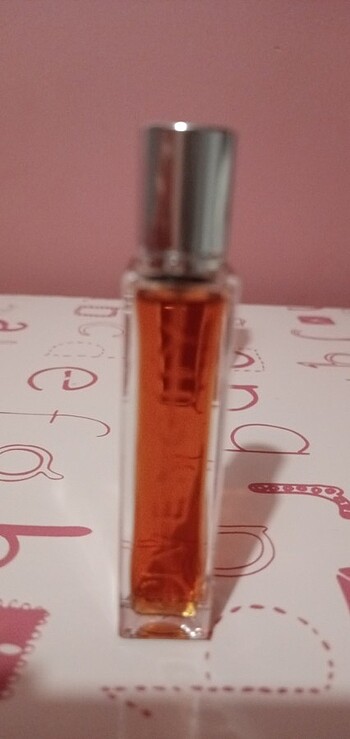 GIVENCHY Givenchy l'inderdit edp