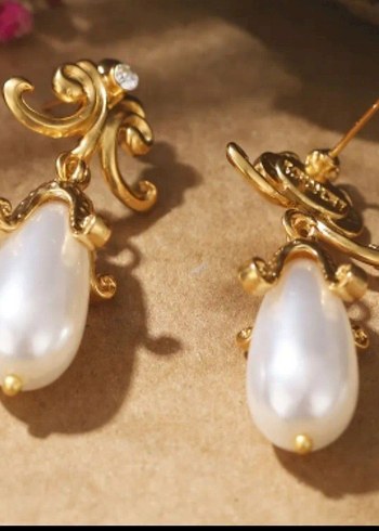 Beden victorian vintage inci küpe