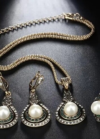 Beden Vintage inci kolye set