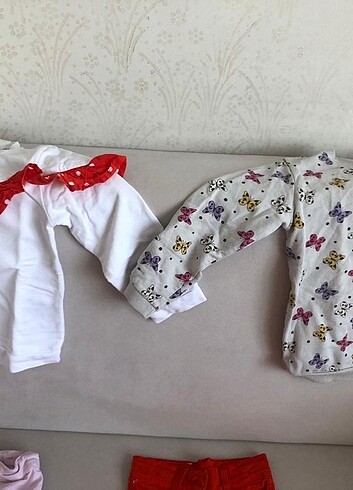 4 Yaş Beden çeşitli Renk Cocuk pantolon salopet vs giyim