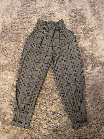 Bershka Ekoseli Pantolon