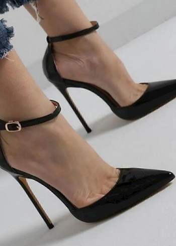 Diger Siyah Parlak Stiletto Topuklu Kadın Ayakkabı