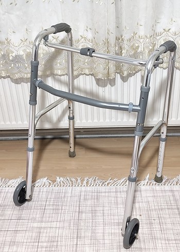 Walker Yürüteç