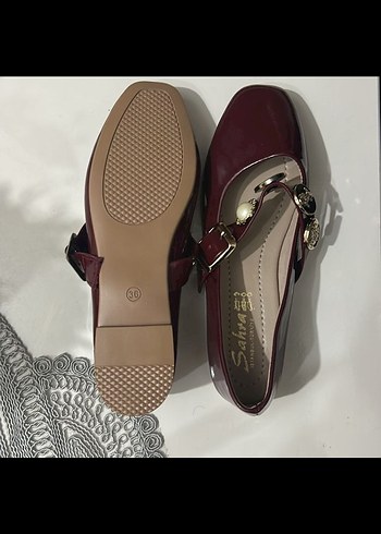 Bordo Rugan Kemerli Kadın Babet - Görsel 4