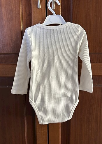 3 ADET H&M 6-9 ay ribanali anvelop body - Görsel 3