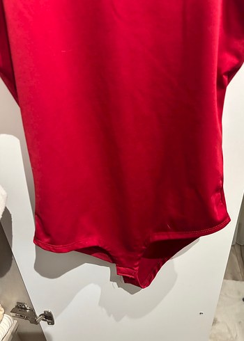 Trendyol Kırmızı Yüksek Yakalı Atlet - Görsel 2