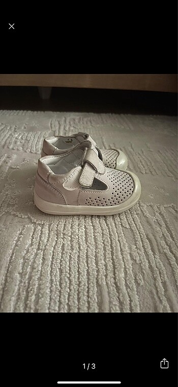 Bebek ayakkabı