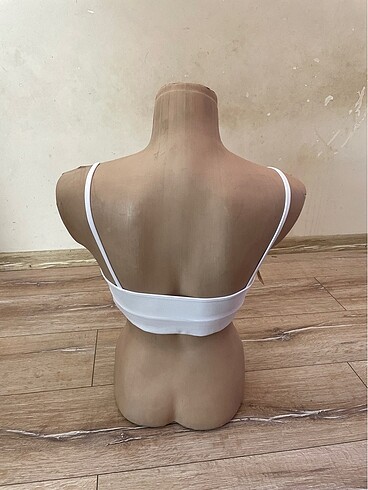 Trendyol & Milla çapraz ip detaylı crop