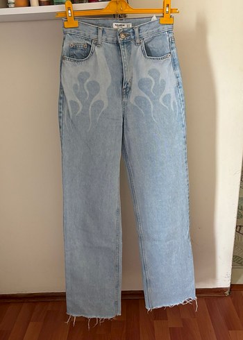 Mavi Pull and Bear Kadın Denim Pantolon - Görsel 2