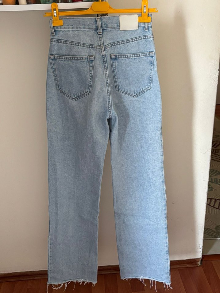 Mavi Pull and Bear Kadın Denim Pantolon - Görsel 3
