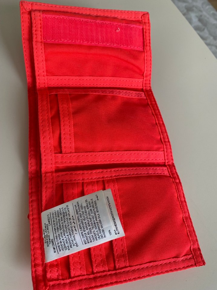 Nike Kırmızı Kadın Cüzdanı Velcro Kapamalı - Görsel 3