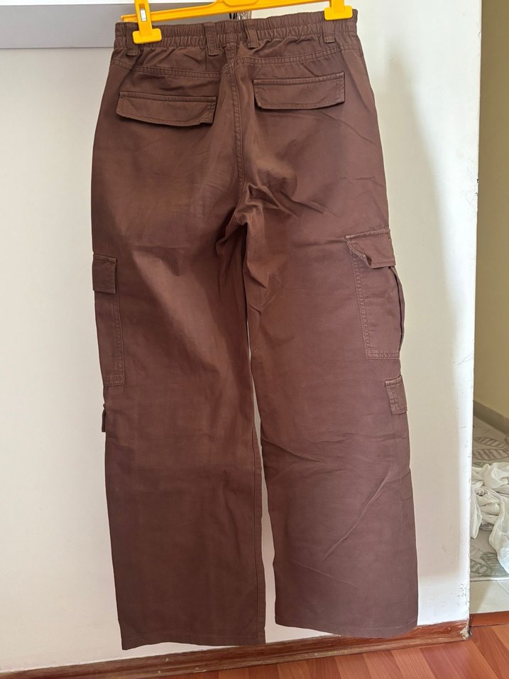 Bershka Kahverengi kargo Pantolon - Görsel 3