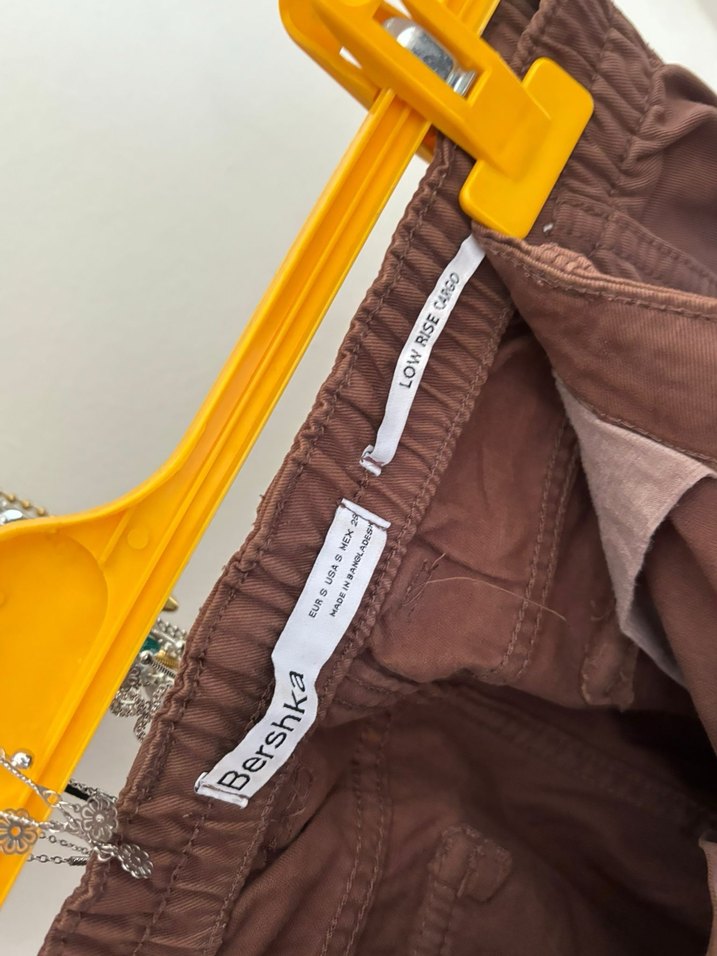 Bershka Kahverengi kargo Pantolon - Görsel 4