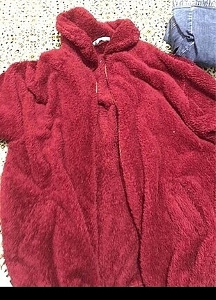 Sorunsuz sıcacık tutan peluş kaban