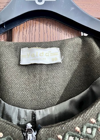 Nakış Detaylı Uzun haki Kadın Kaban - Görsel 5