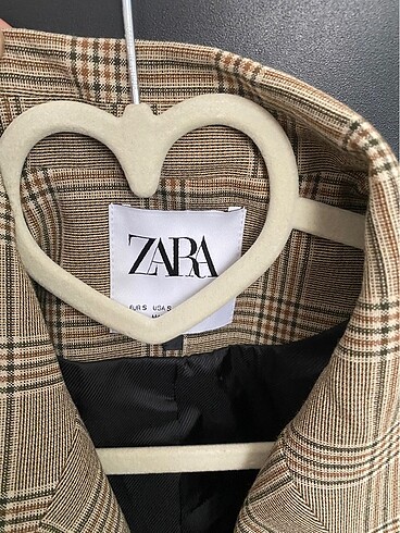 Zara Sıfır ürün hiç giyilmedi