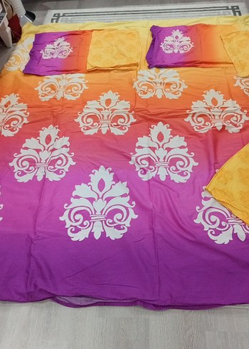 Taç Renkli Batik Desenli Nevresim Takımı
