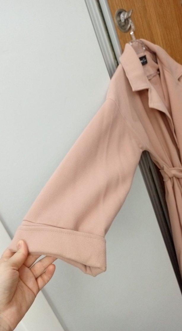 Bej Uzun Kesim Kadın Trençkot - Görsel 4