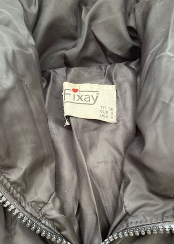 Kadın Siyah Kapitone Kısa Kışlık Mont - Görsel 2