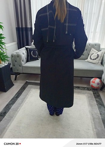 Kadın Siyah Kuşaklı Uzun Kaban - Görsel 5