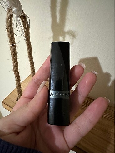 Avon Avon kırmızı ruj