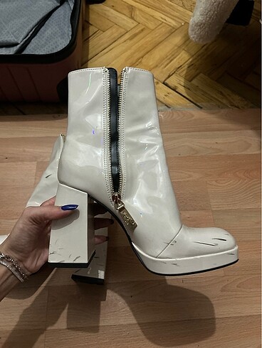 38 Beden Bershka bot