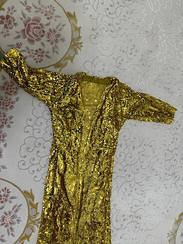 38 Beden Yöresel gold pul detylı yöresel elbise