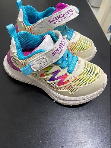 Skechers 22 numara hiç bir sıkıntısı yoktur