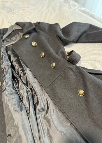 Kemerli Siyah Kadın Kaban - Görsel 7