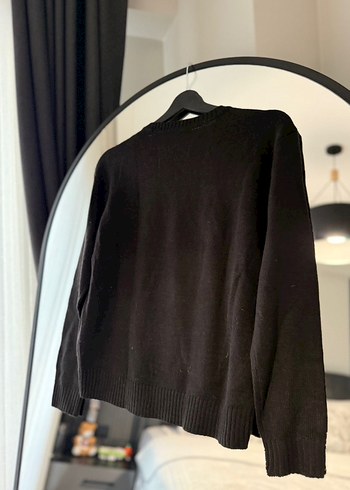 Siyah Baskılı Örgü  Kazak - Görsel 3