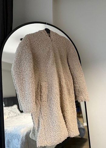 Bej Kadın Midi Peluş Kapüşonlu Kaban - Görsel 3