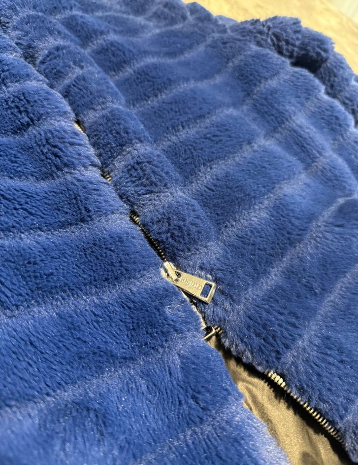 Guess Mavi Kadın Kürk Detaylı Polar Mont - Görsel 5