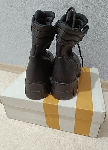 39 Beden siyah Renk Bot ayakkabı