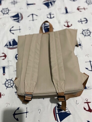 Beden Pull&and Bear sırt çantası ????