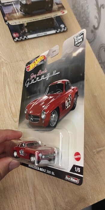  Hot wheels premium 