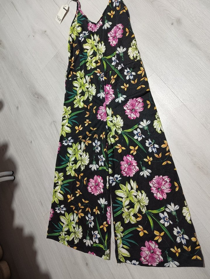 Çiçek Desenli Uzun Kadın Tulum - Görsel 2