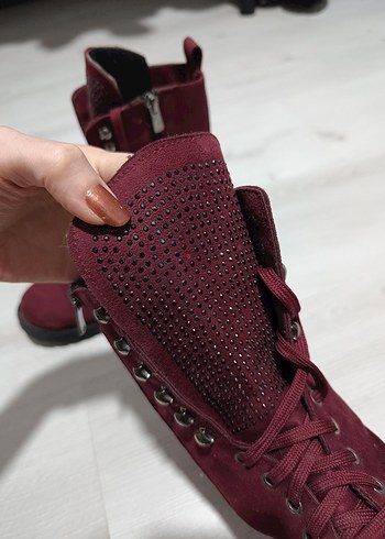 Bordo Süet Tokalı Kadın Bot - Görsel 3