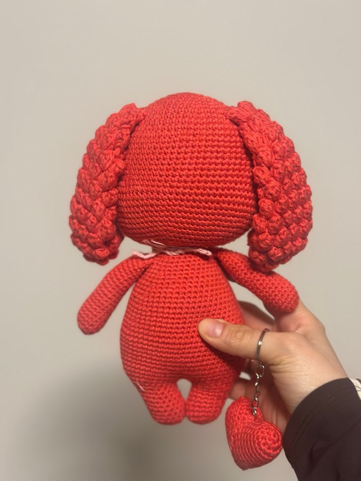 Kırmızı Örgü Peluş Oyuncak Bebek ve Anahtarlık - Görsel 3