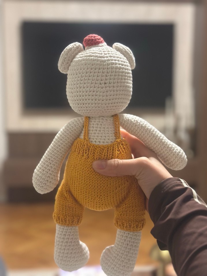 El Örgüsü Sarı Tulumlu Peluş Ayıcık - Görsel 3