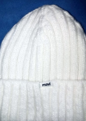 Beyaz Örgü Kadın Bere - Mavi - Görsel 2