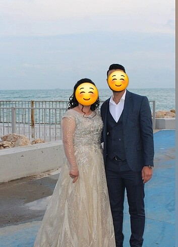Nişan elbisesi