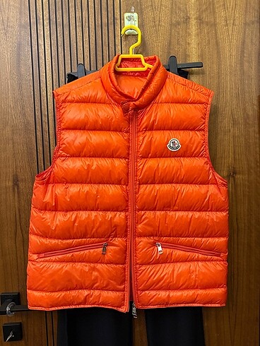 Moncler yelek