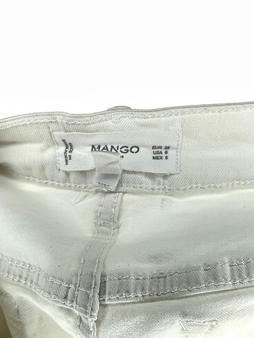 38 Beden beyaz Renk Mango Mini Şort %70 İndirimli.