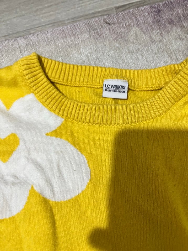 Kız Çocuk Sarı Çiçekli Uzun Kollu Triko Tişört - Görsel 3