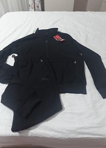 ERKEK EŞOFMAN XXL SİYAH REDSHARK