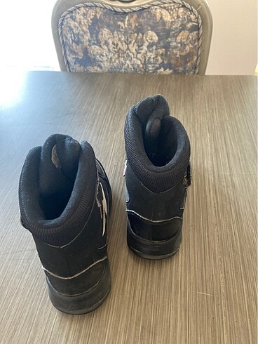29 Beden Adidas çocuk botu