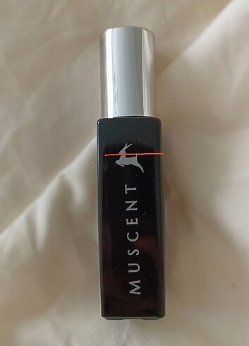 Burberry Muscent My black